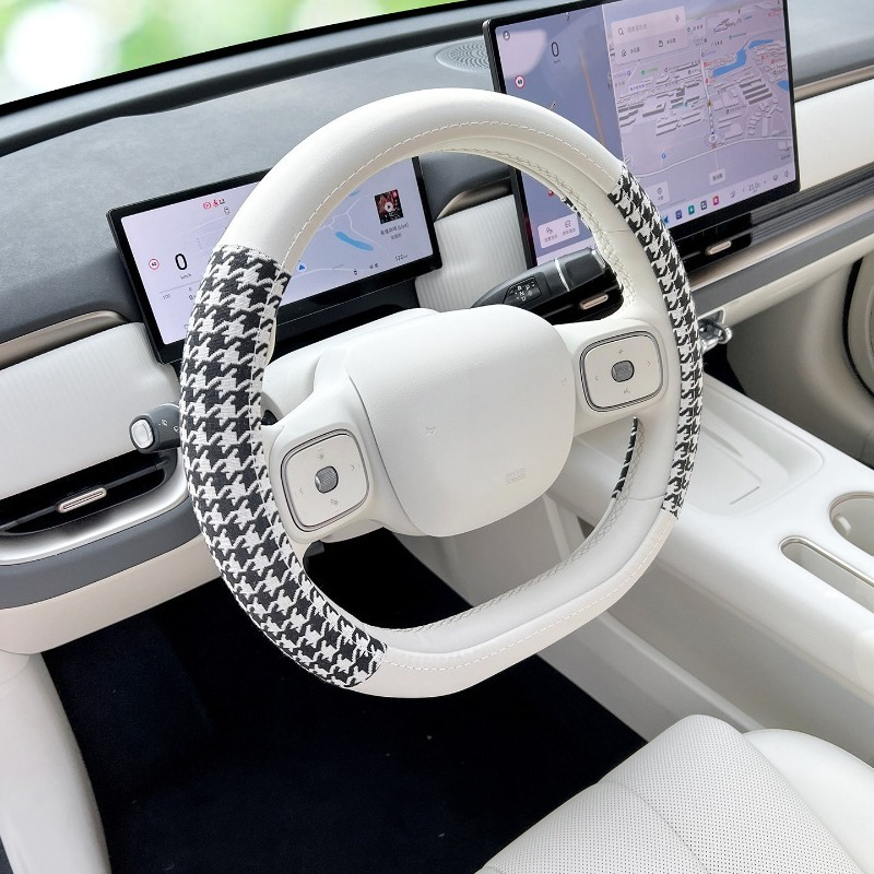 Housse de volant ultra-fine an - Car Accessories Essentials avis et prix